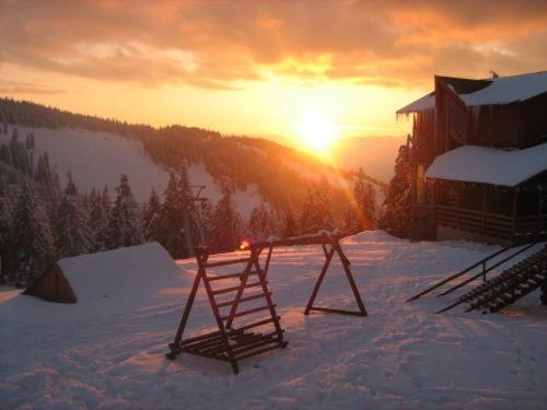 Sugo Panzio Madarasi Hargita Hotel Izvoare  Buitenkant foto